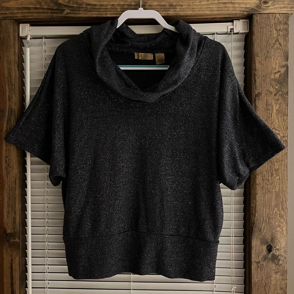 Dress Shirt Top Women Size 1X Valerie Stevens Gary Black/Silver Sparkly​